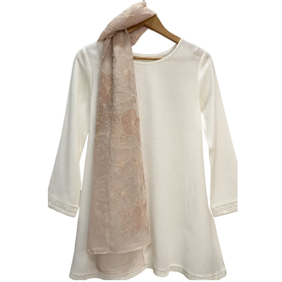 Pastel Pink Organza Scarf with half Sided Floral Embroidery & Paints