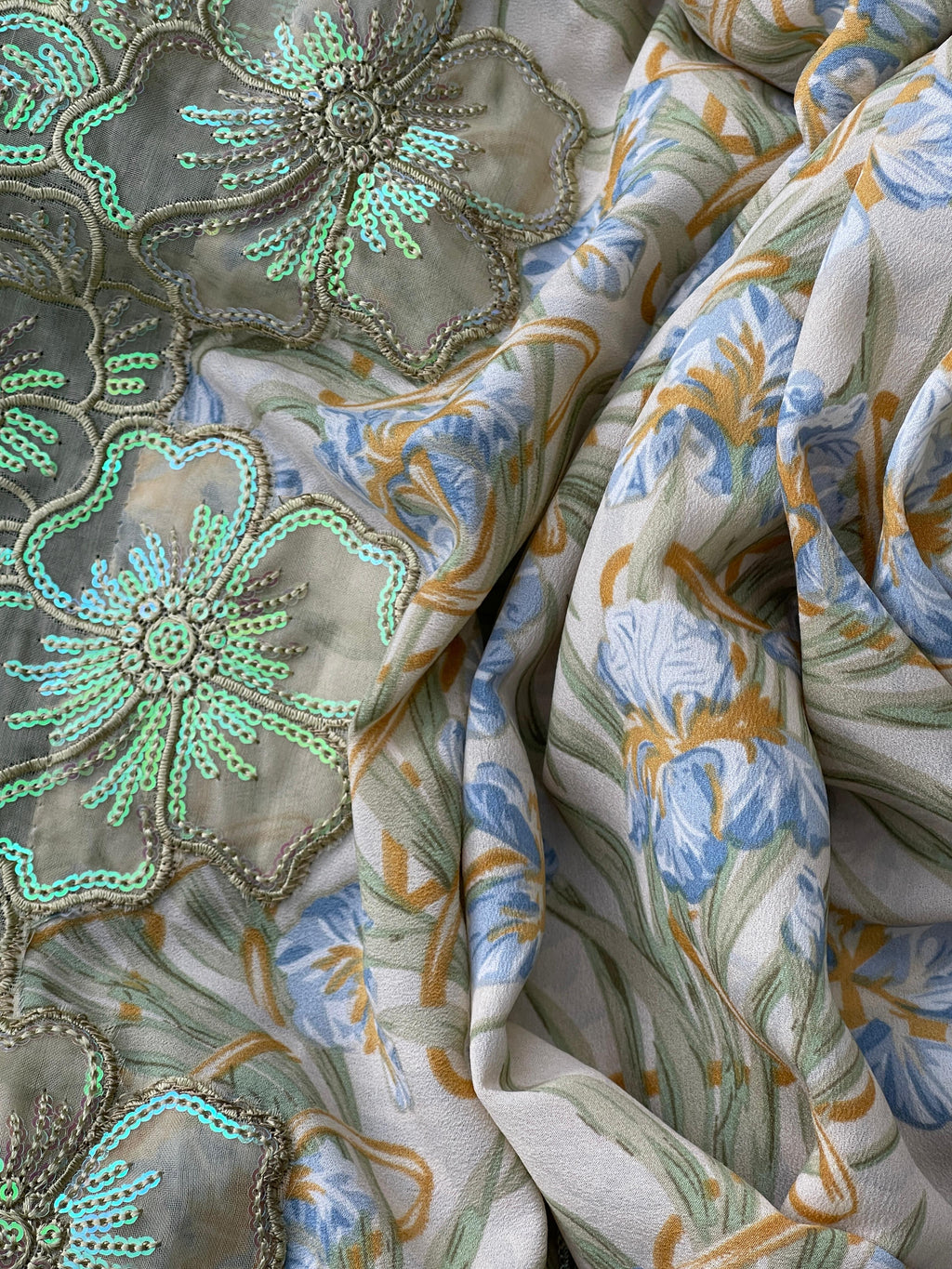 Light Green Floral Scarf with Mustard & Blue Leaf Prints and Embroidered Patch – Elegant Grip Fabric Wrap